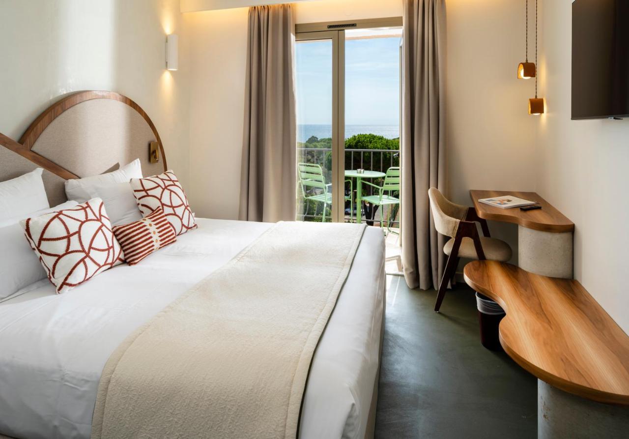 Hotel Du Parc Cavalaire Sur Mer Ngoại thất bức ảnh